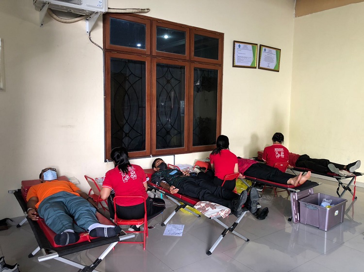 Donor Darah Dalam Rangka Hari Kesehatan Nasional